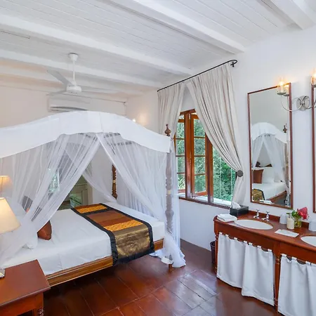Adigars Manor Hotel Kandy Exterior photo
