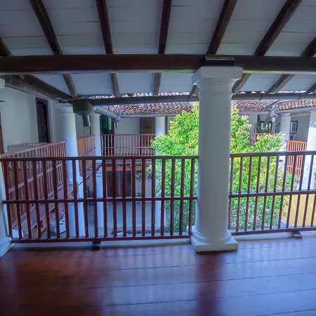 Adigars Manor Hotel Kandy Exterior photo