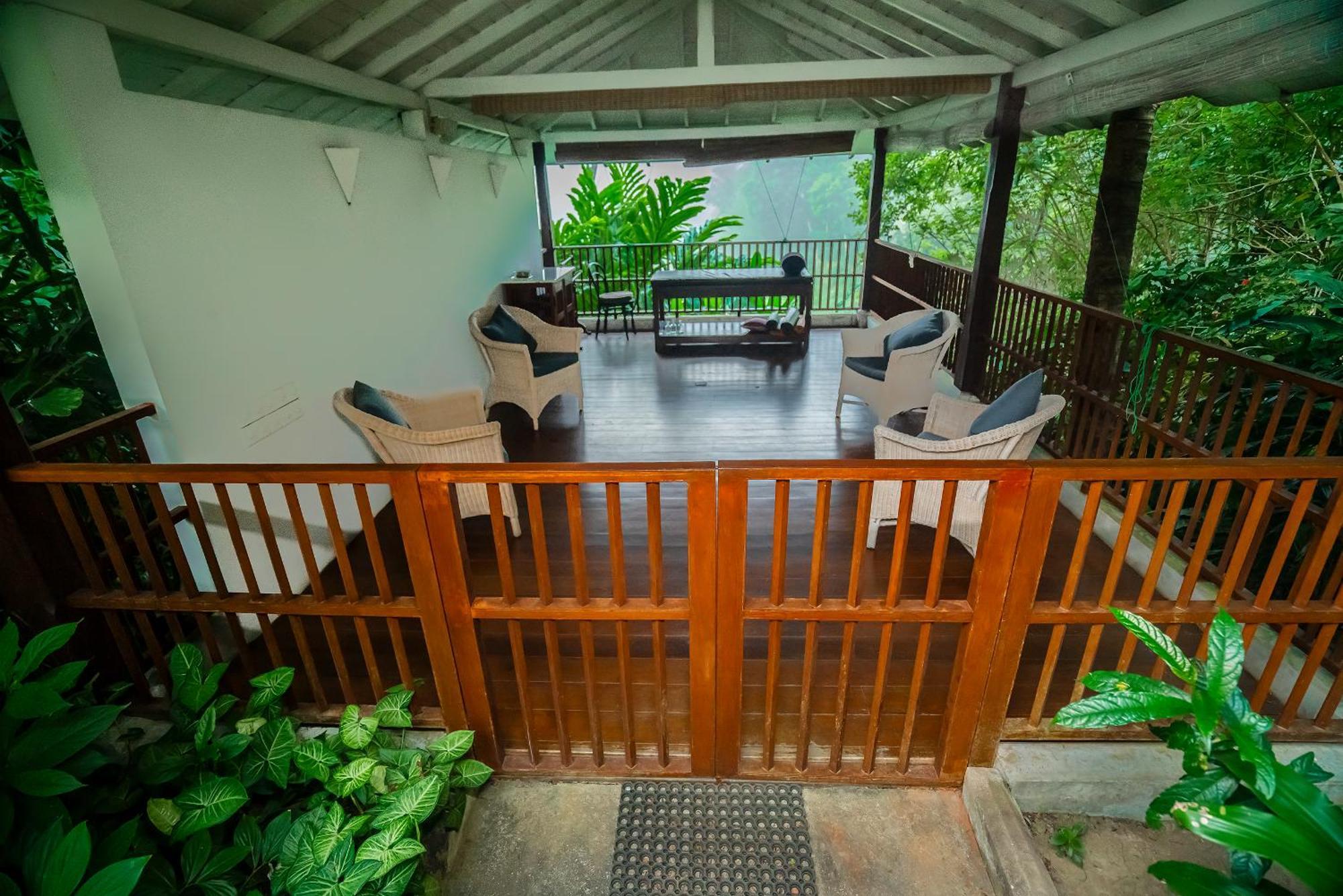 Adigars Manor 5*