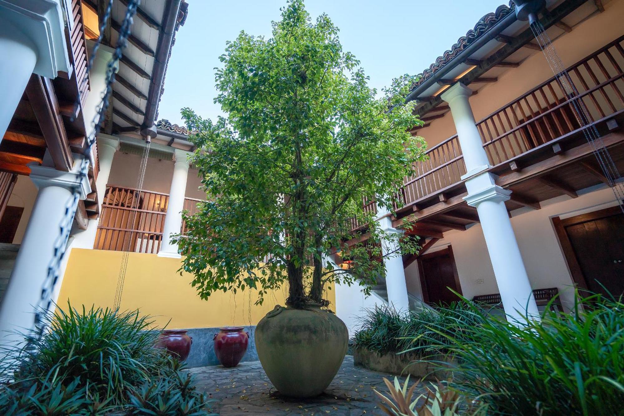 Adigars Manor فندق 5*